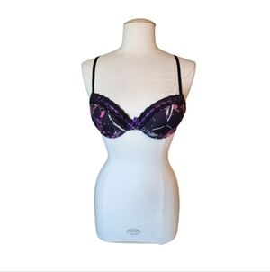 NWOT Wilderness Dreams Pink And Black Camoflauge Bra 34B